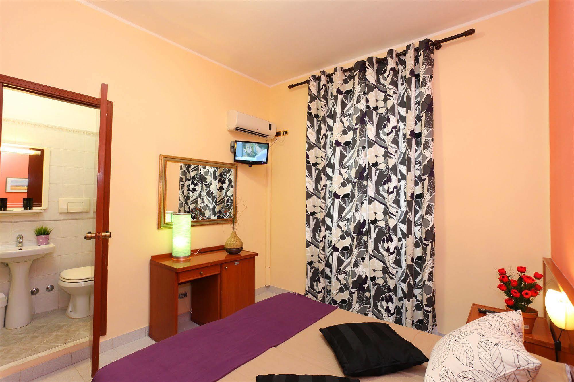 Hotel Pisa Roma Exterior foto