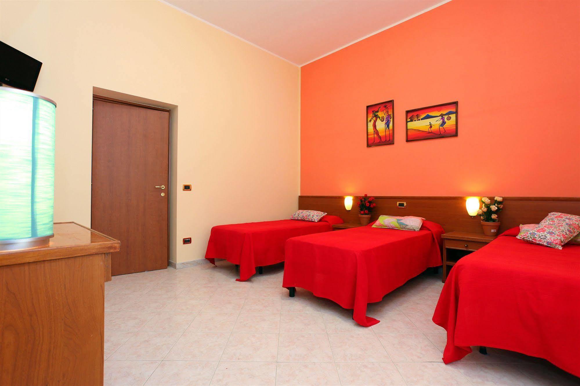 Hotel Pisa Roma Exterior foto